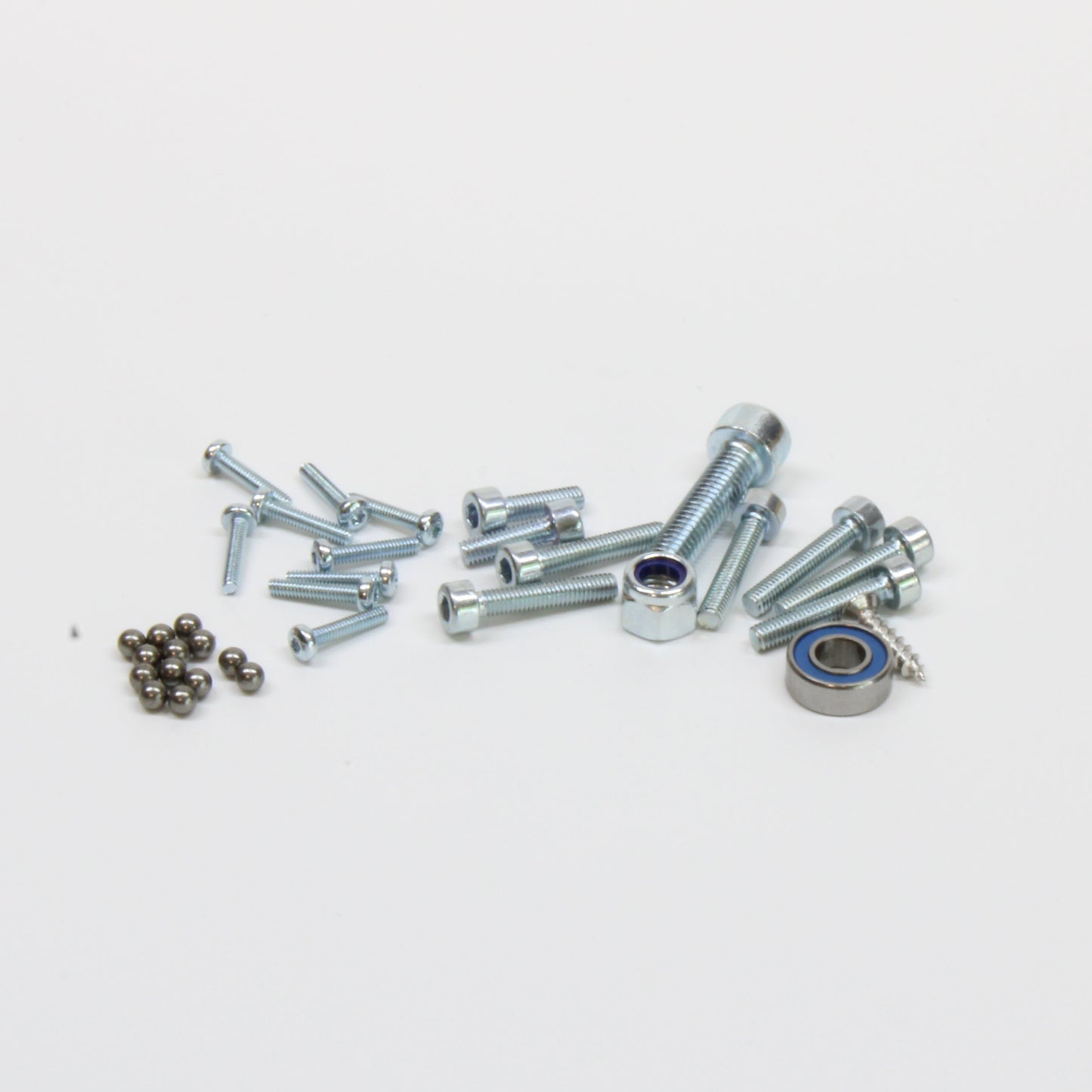 Verteilte Schrauben, Muter, Lager und Stahlkugeln